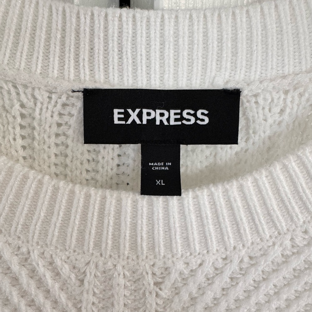 Express Sweater - Picture 2 of 3